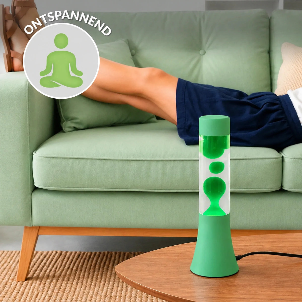 Fisura Design Lavalamp met Groene Lava - Muntgroen op de salontafel ter ontspanning